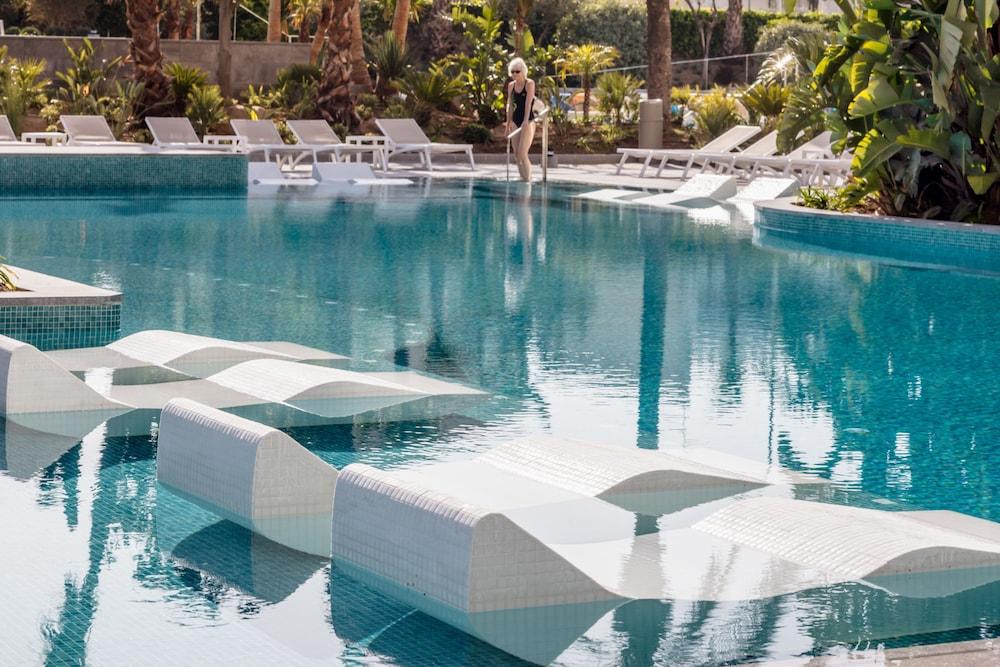 Aqua Silhouette & - Adults Only Malgrat de Mar
