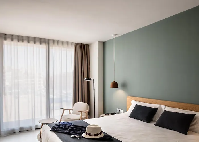 Aqua Hotel Silhouette & Spa - Adults Only