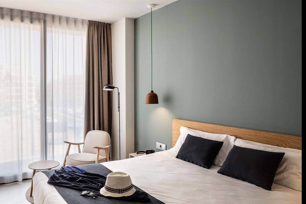 Aqua Silhouette & - Adults Only Malgrat de Mar